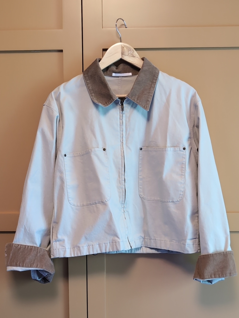 Uniqlo Cropped Barn Jacket In Canvas
